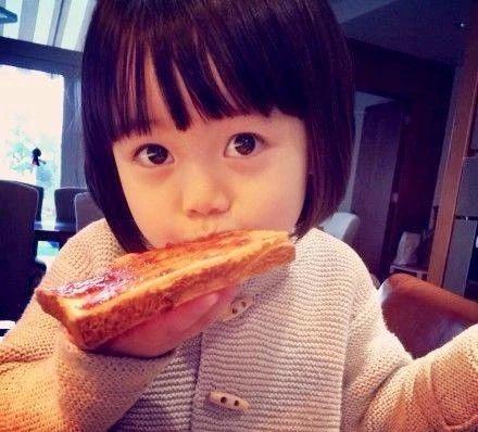 娱乐吃瓜酱宠爱女儿,宠爱女儿，甜蜜晒娃日常